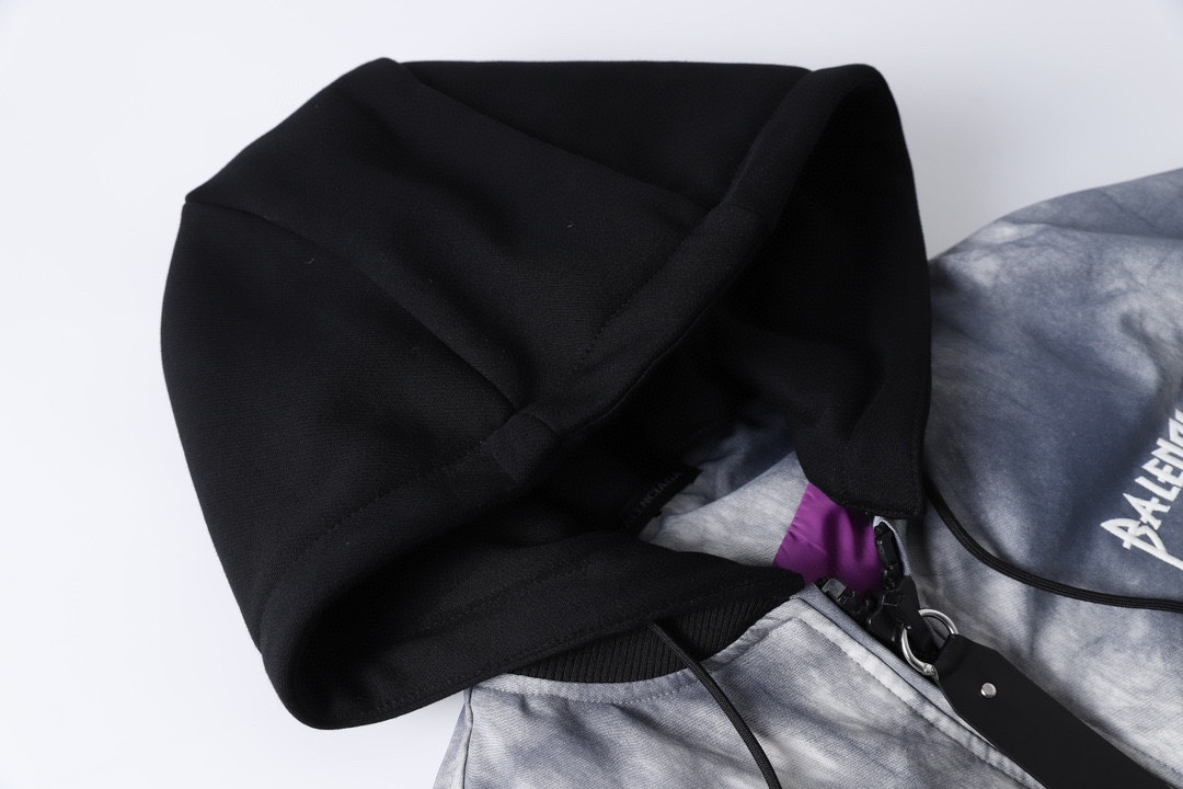 【BALENCIAGA   公式旗艦店】バレンシアガ   ダウンジャケット ご好評に付き再入荷！ 241214