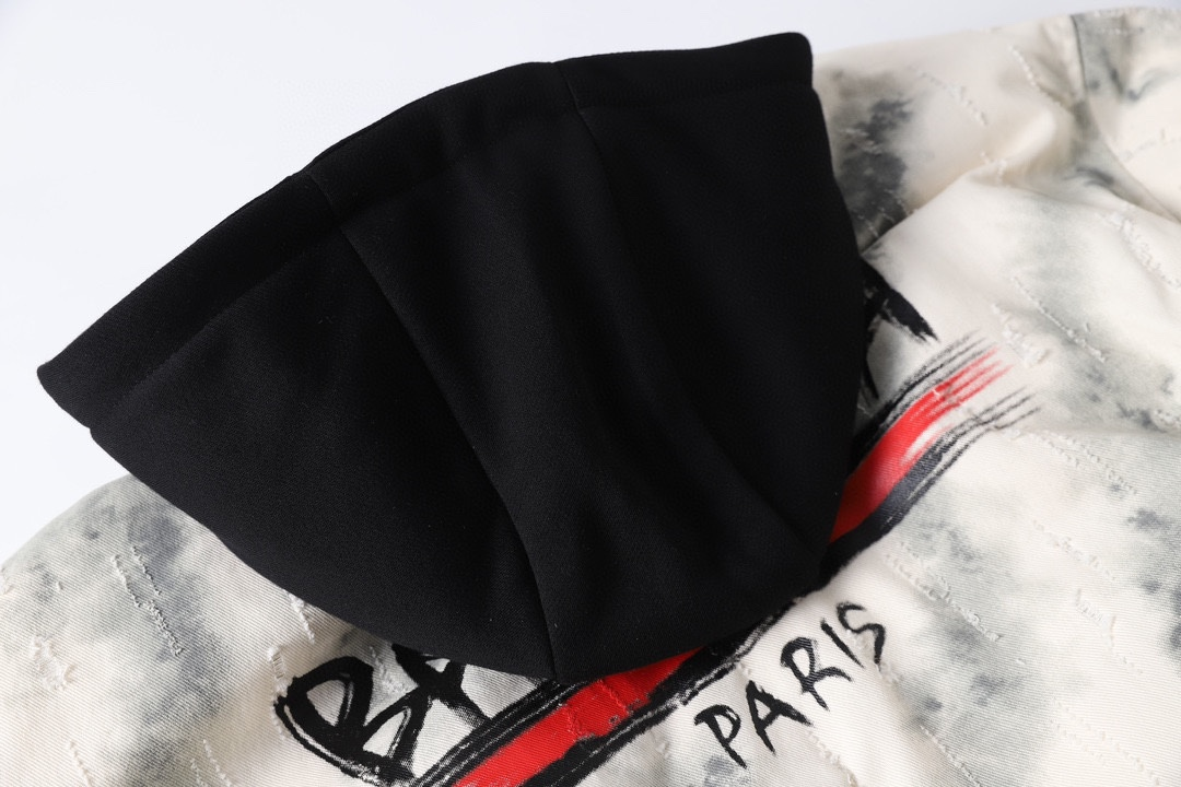 【BALENCIAGA   公式旗艦店】バレンシアガ   ダウンジャケット ご好評に付き再入荷！ 241214