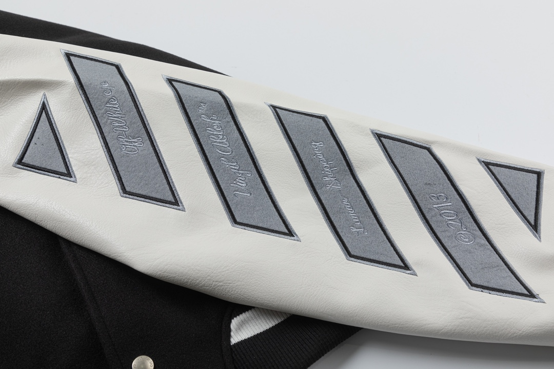 【OFF-WHITE  公式旗艦店】オフホワイト  野球着  ジャケット着ご好評に付き再入荷！241216