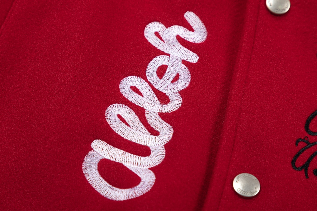 【OFF-WHITE  公式旗艦店】オフホワイト  野球着  ジャケット着ご好評に付き再入荷！241216