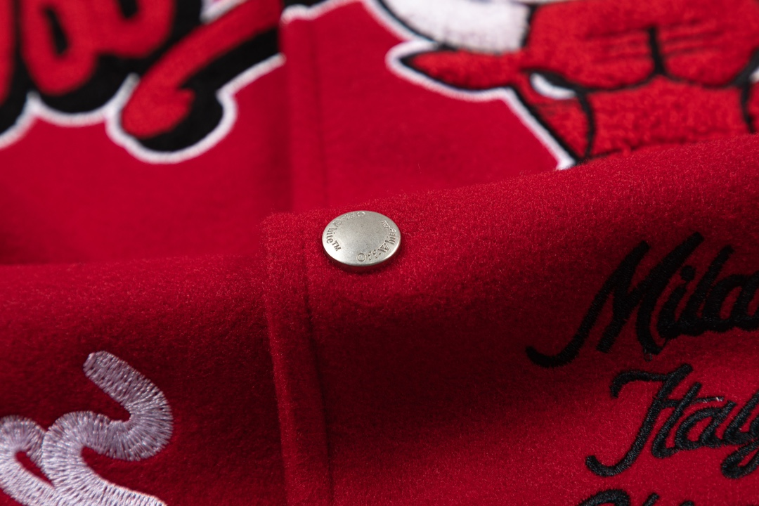 【OFF-WHITE  公式旗艦店】オフホワイト  野球着  ジャケット着ご好評に付き再入荷！241216