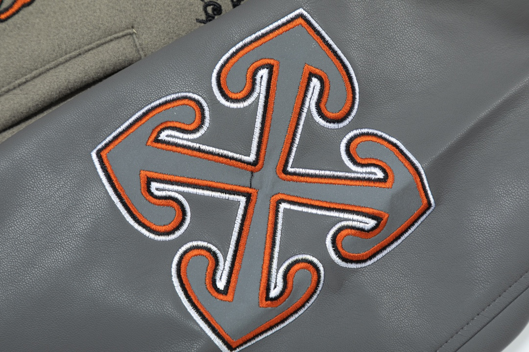 【OFF-WHITE  公式旗艦店】オフホワイト  野球着  ジャケット着ご好評に付き再入荷！241216