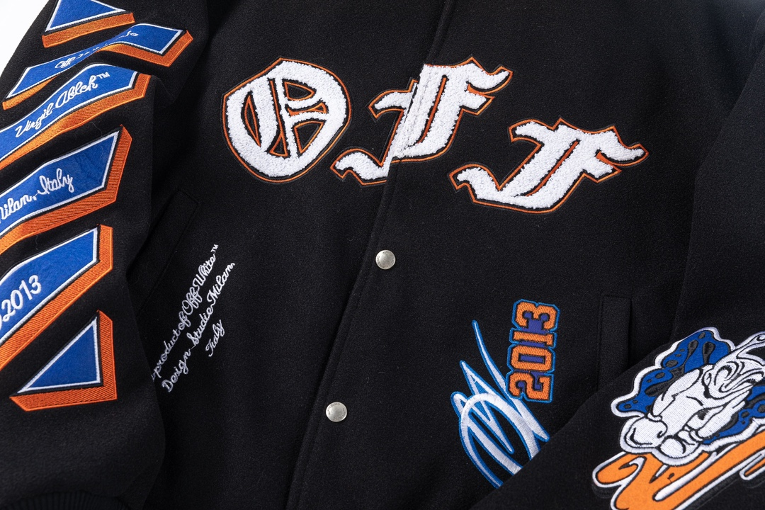 【OFF-WHITE  公式旗艦店】オフホワイト  野球着  ジャケット着ご好評に付き再入荷！241216