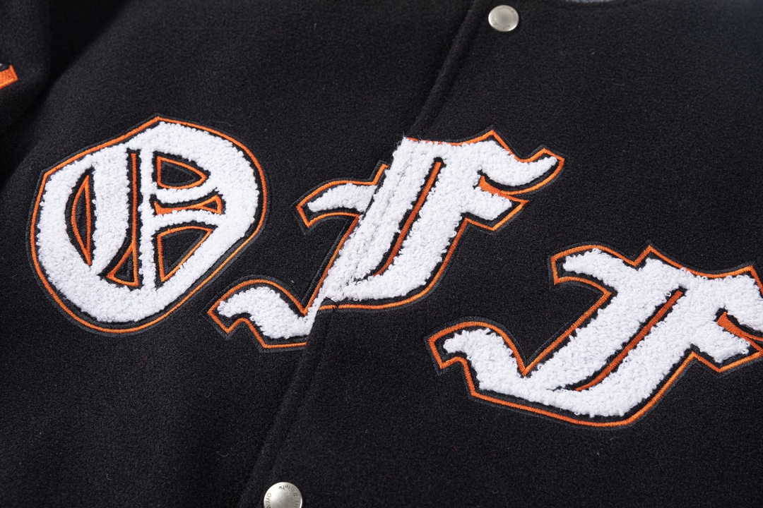 【OFF-WHITE  公式旗艦店】オフホワイト  野球着  ジャケット着ご好評に付き再入荷！241216