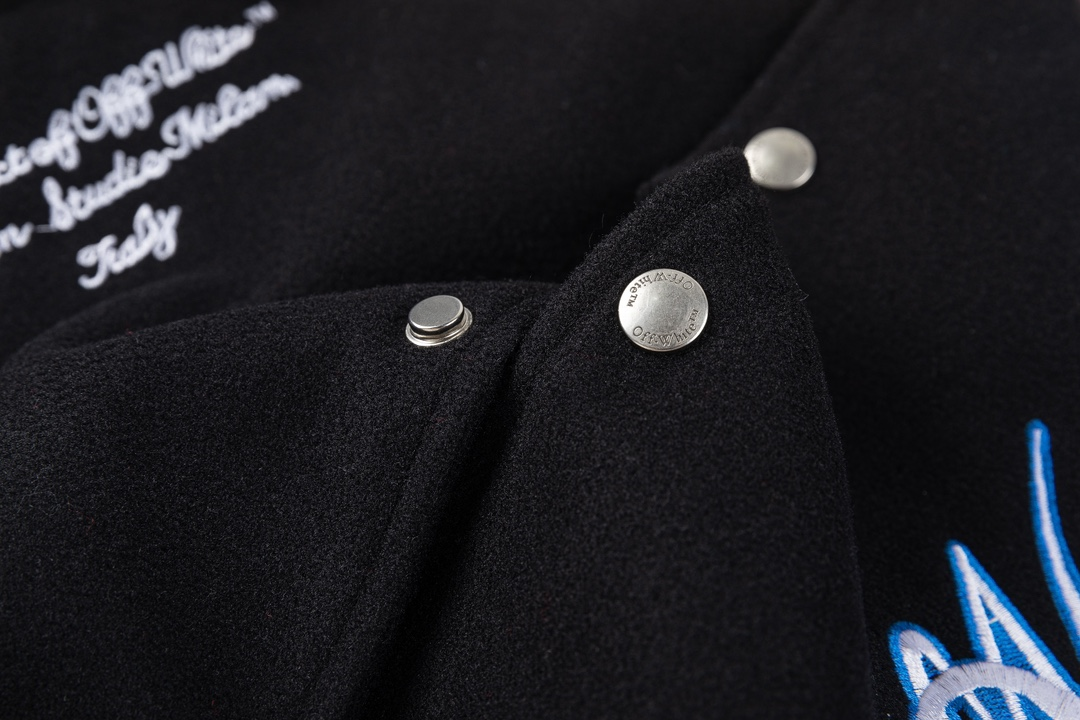 【OFF-WHITE  公式旗艦店】オフホワイト  野球着  ジャケット着ご好評に付き再入荷！241216