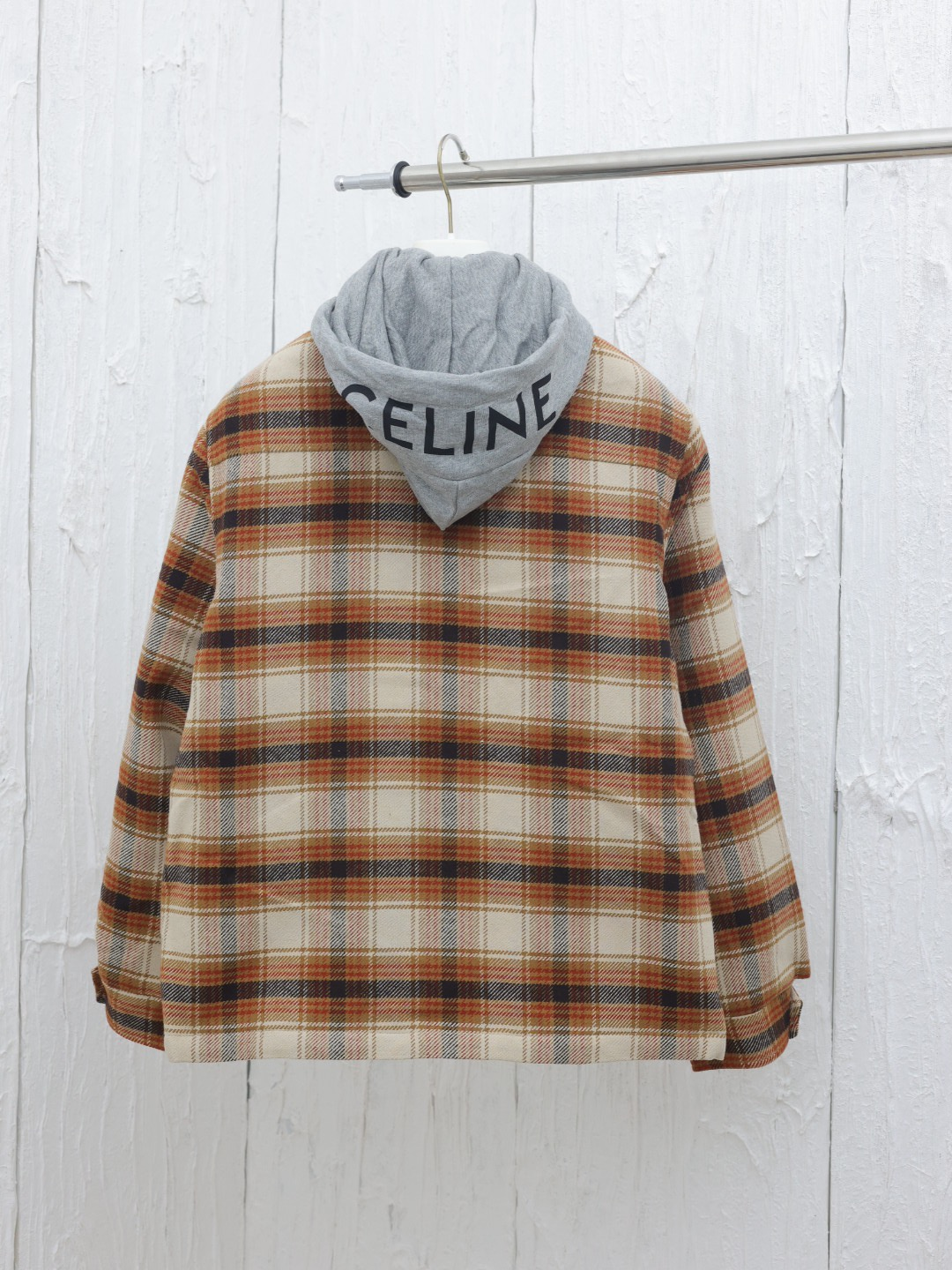 【CELINE 公式旗艦店】セリーヌ ジャケット着好評に付き再入荷！241216