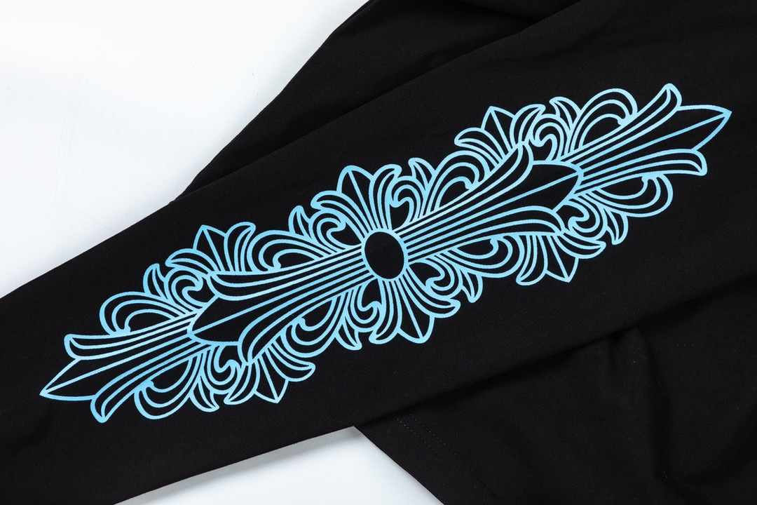 【CHROME HEARTS 公式旗艦店】クロムハーツ  丸首の衛衣  スウェットご好評に付き再入荷！241217