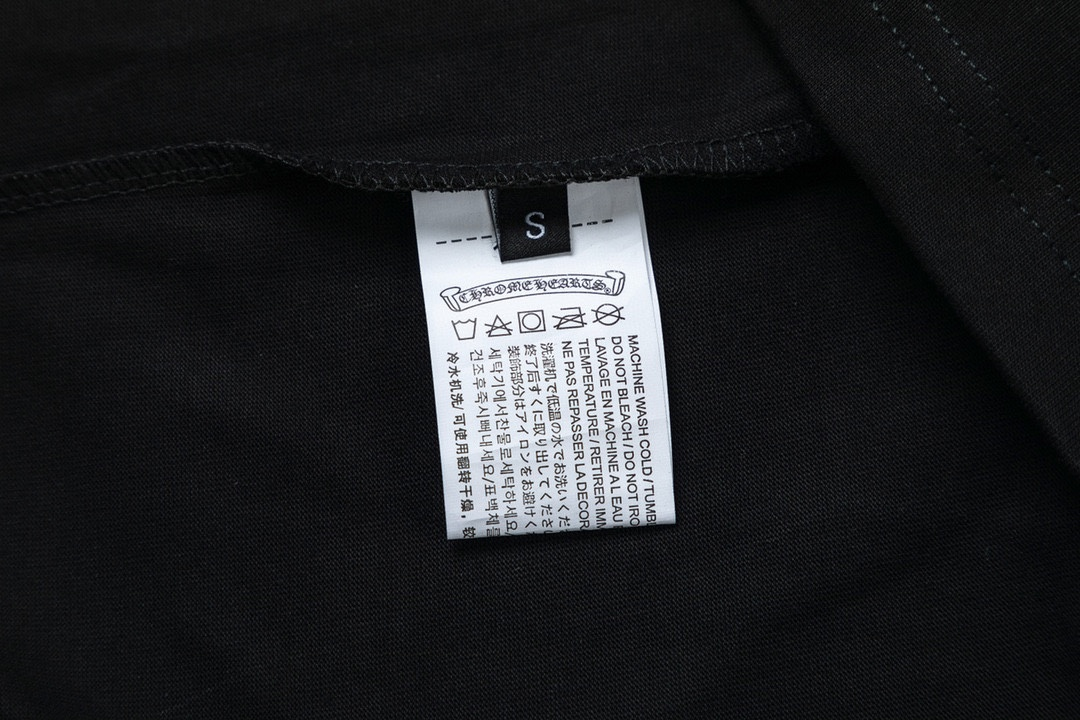 【CHROME HEARTS 公式旗艦店】クロムハーツ  丸首の衛衣  スウェットご好評に付き再入荷！241217