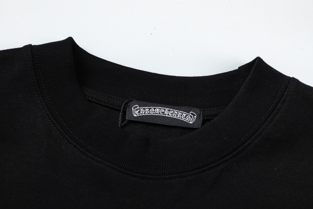 【CHROME HEARTS 公式旗艦店】クロムハーツ  丸首の衛衣  スウェットご好評に付き再入荷！241217