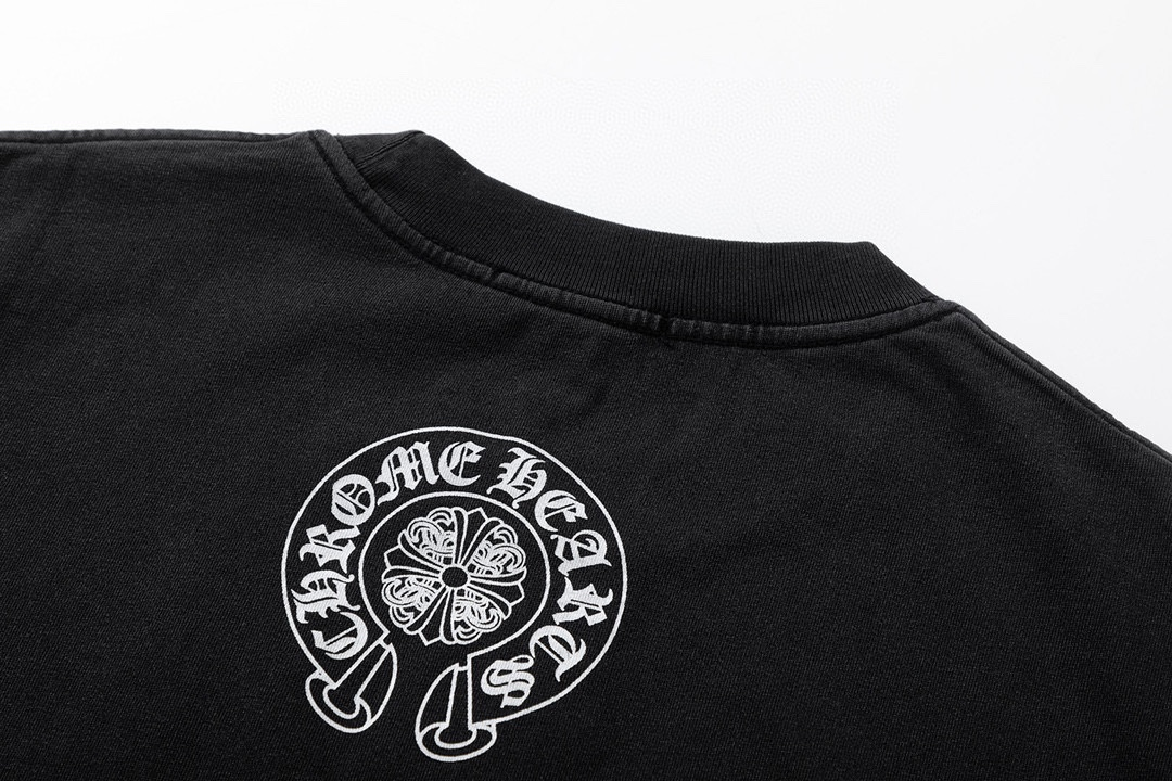 【CHROME HEARTS 公式旗艦店】クロムハーツ  丸首の衛衣  スウェットご好評に付き再入荷！241217