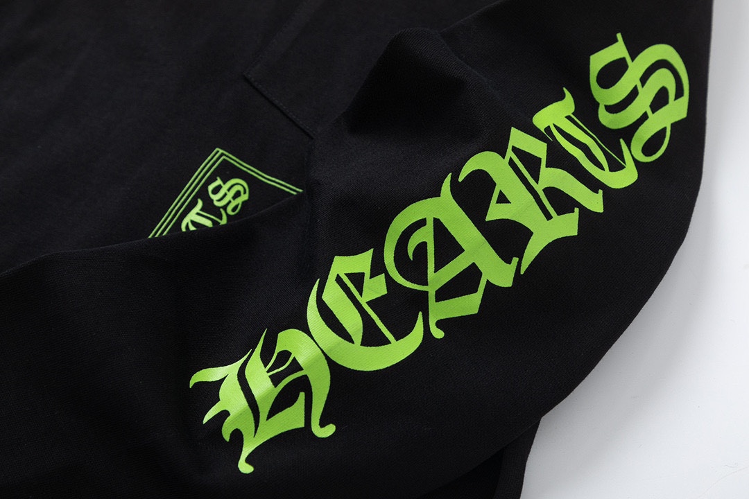 【CHROME HEARTS 公式旗艦店】クロムハーツ  丸首の衛衣  スウェットご好評に付き再入荷！241217