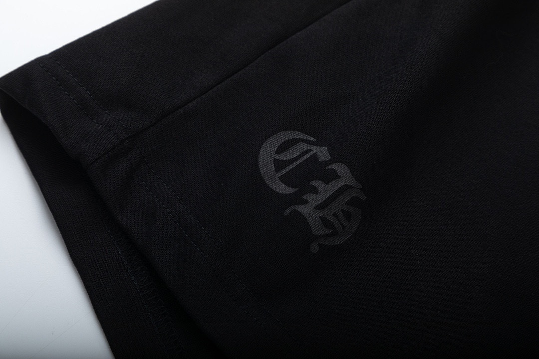 【CHROME HEARTS 公式旗艦店】クロムハーツ  丸首の衛衣  スウェットご好評に付き再入荷！241217