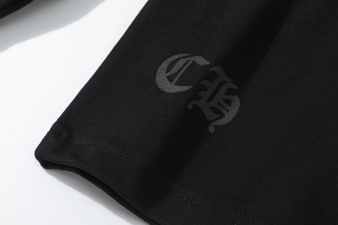 【CHROME HEARTS 公式旗艦店】クロムハーツ  丸首の衛衣  スウェットご好評に付き再入荷！241217