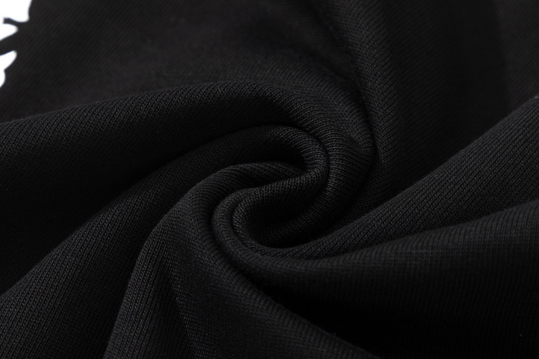 【CHROME HEARTS 公式旗艦店】クロムハーツ  丸首の衛衣  スウェットご好評に付き再入荷！241217