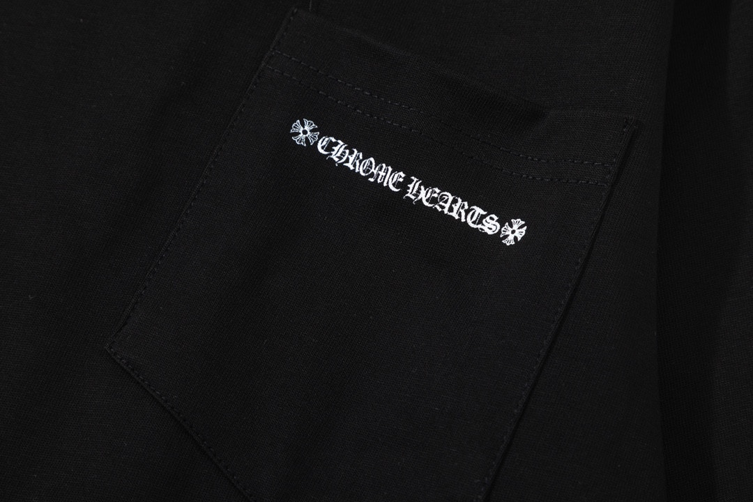 【CHROME HEARTS 公式旗艦店】クロムハーツ  丸首の衛衣  スウェットご好評に付き再入荷！241217