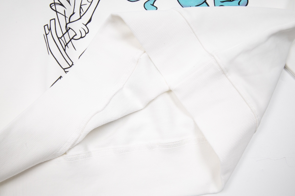 LV【LOUIS VUITTON  公式旗艦店】ルイヴィトン 丸首の衛衣 スウェット ご好評に付き再入荷！241217