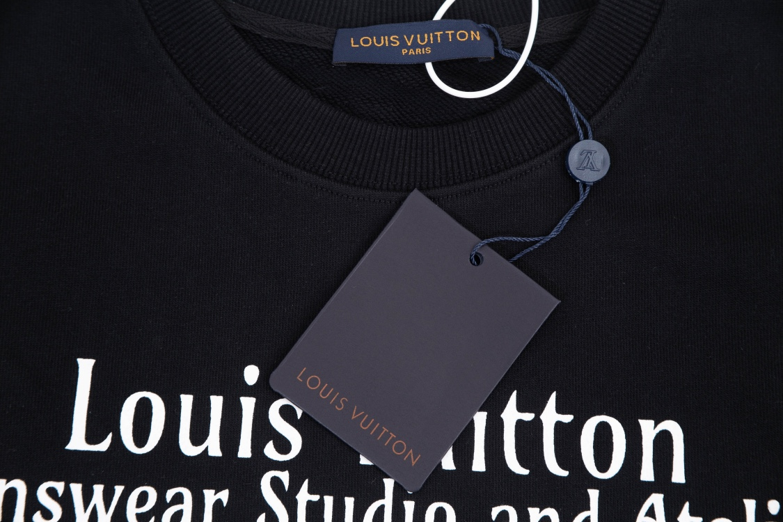 LV【LOUIS VUITTON  公式旗艦店】ルイヴィトン 丸首の衛衣 スウェット ご好評に付き再入荷！241217