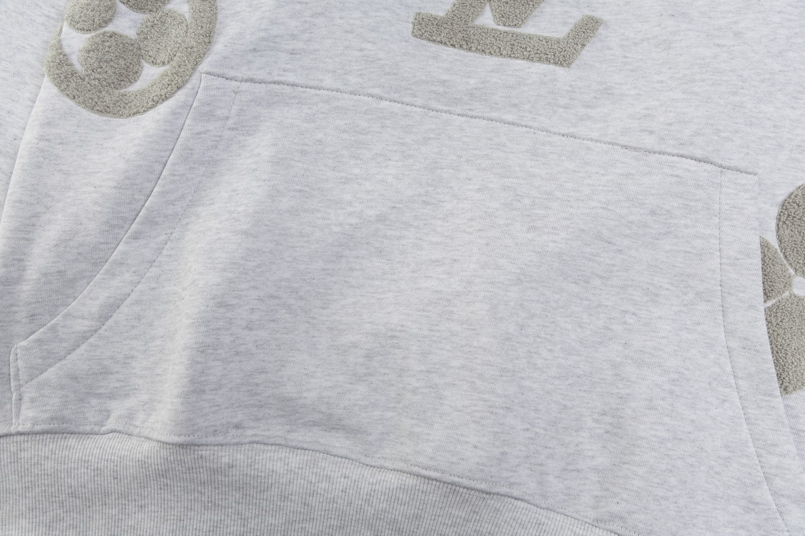 LV【LOUIS VUITTON 公式旗艦店】ルイヴィトン パーカー  スウェットご好評に付き再入荷！241217