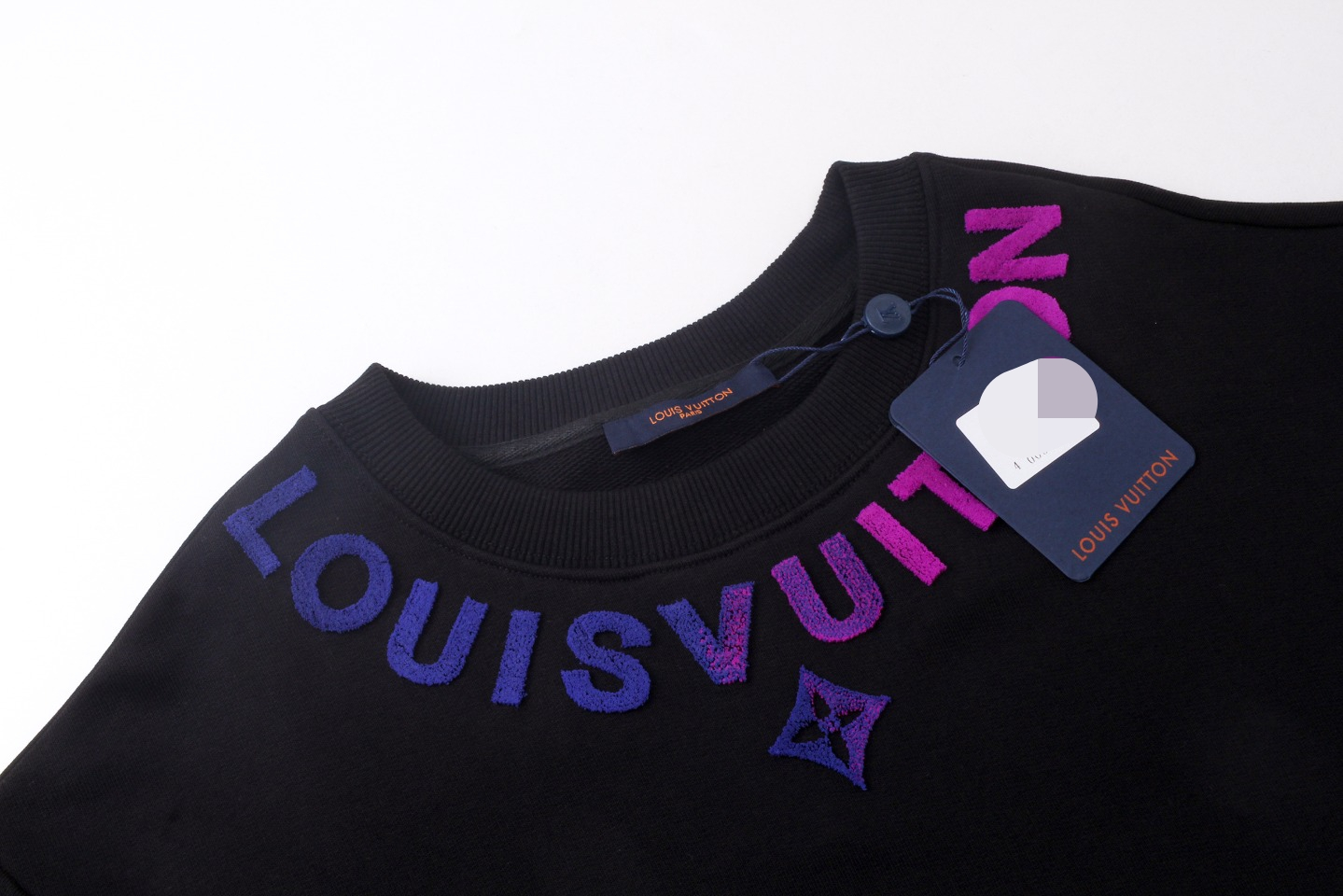 LV【LOUIS VUITTON  公式旗艦店】ルイヴィトン 丸首の衛衣 スウェット ご好評に付き再入荷！241217