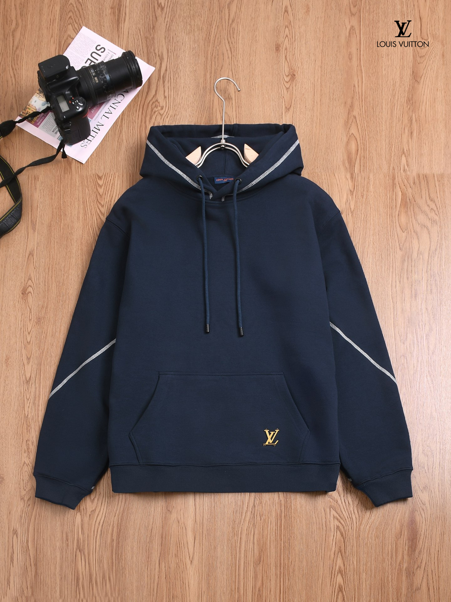 LV【LOUIS VUITTON  公式旗艦店】ルイヴィトン  パーカー  スウェット ご好評に付き再入荷！241217