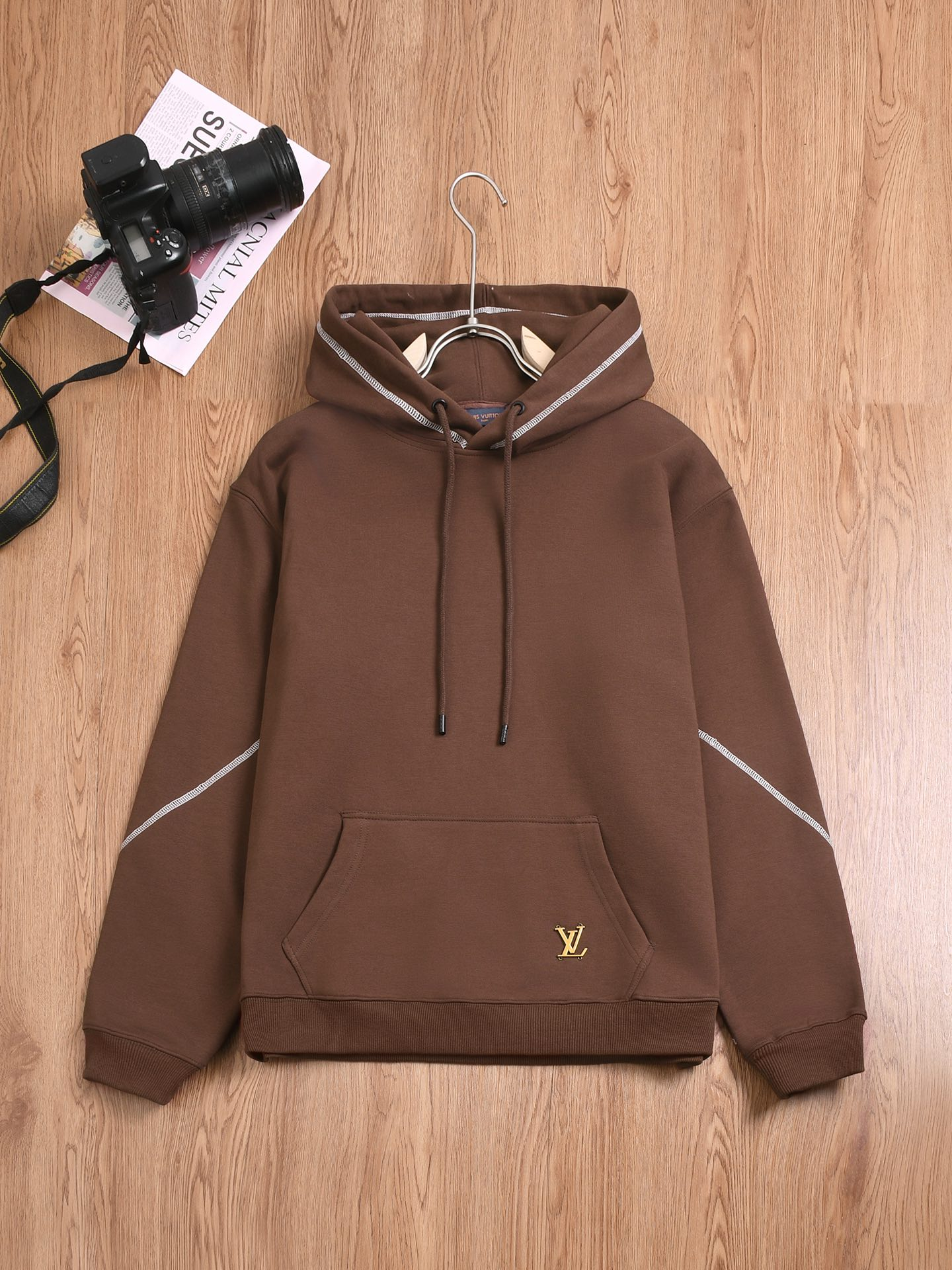 LV【LOUIS VUITTON  公式旗艦店】ルイヴィトン  パーカー  スウェット ご好評に付き再入荷！241217