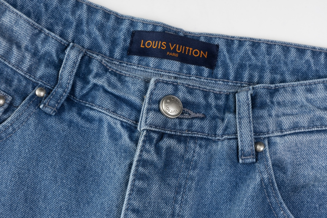 【LOUIS VUITTON   公式旗艦店】 ルイヴィトン  ジーパン  ご好評に付き再入荷！