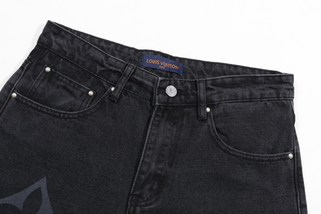 LV【LOUIS VUITTON   公式旗艦店】 ルイヴィトン  ジーパン  ご好評に付き再入荷！ 241218