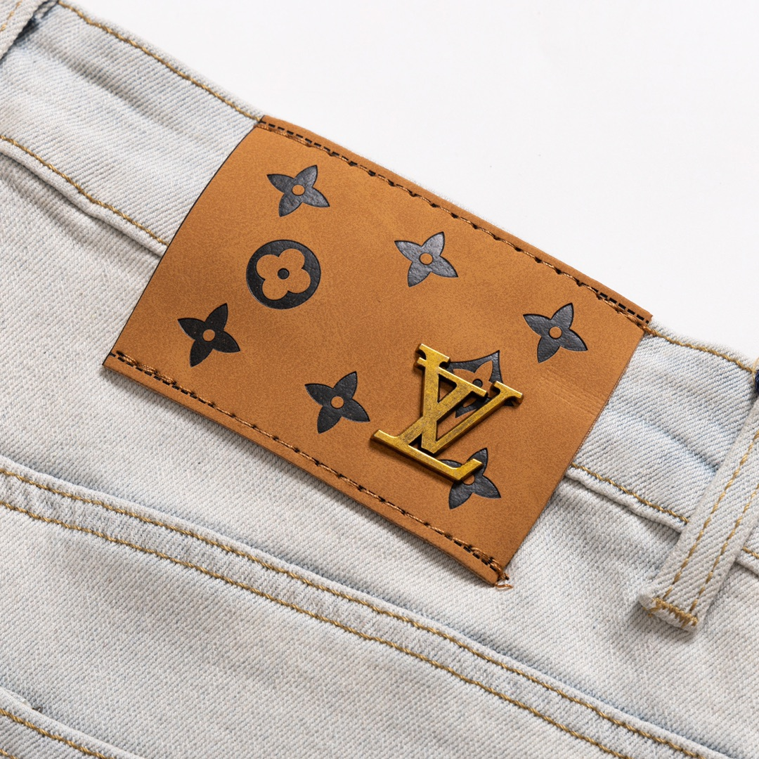 LV【LOUIS VUITTON   公式旗艦店】 ルイヴィトン  ジーパン  ご好評に付き再入荷！ 241218