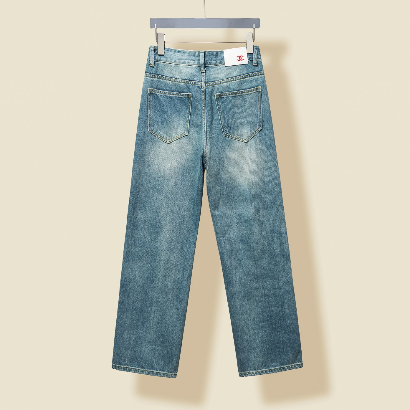 【CHANEL  公式旗艦店】シャネル    ジーパン  ご好評に付き再入荷！ 241218