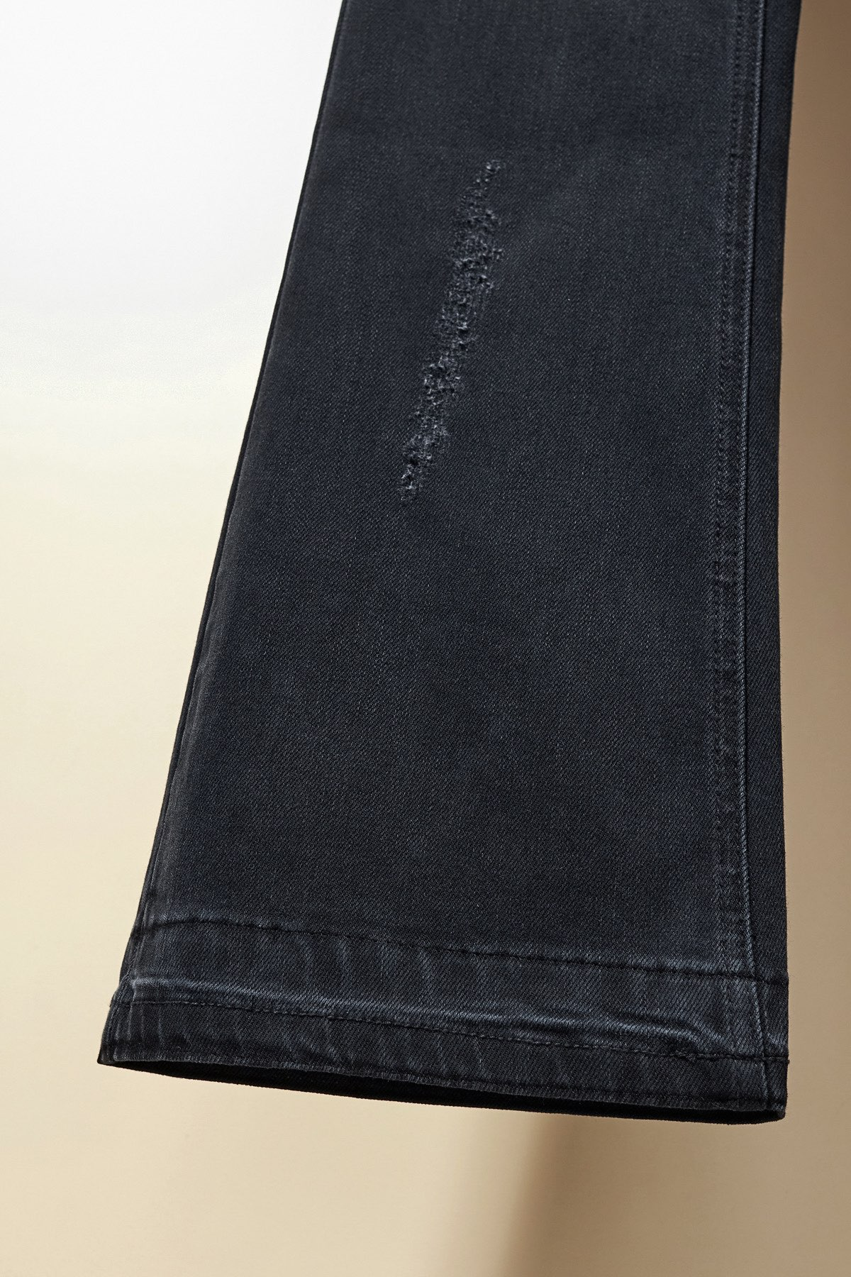 【CHANEL  公式旗艦店】シャネル    ジーパン  ご好評に付き再入荷！ 241218