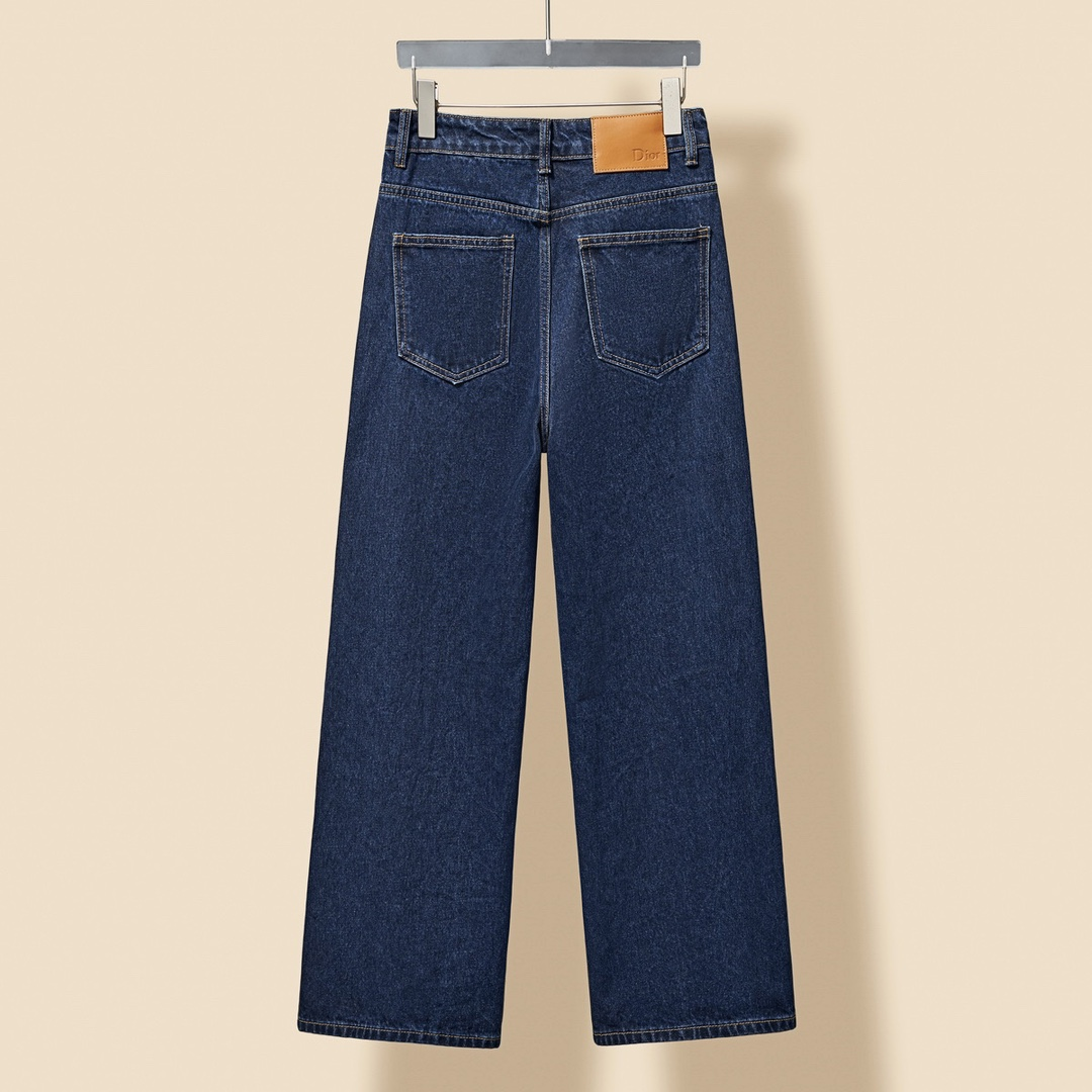 【CHANEL  公式旗艦店】シャネル  ジーパン  ご好評に付き再入荷！ 241218