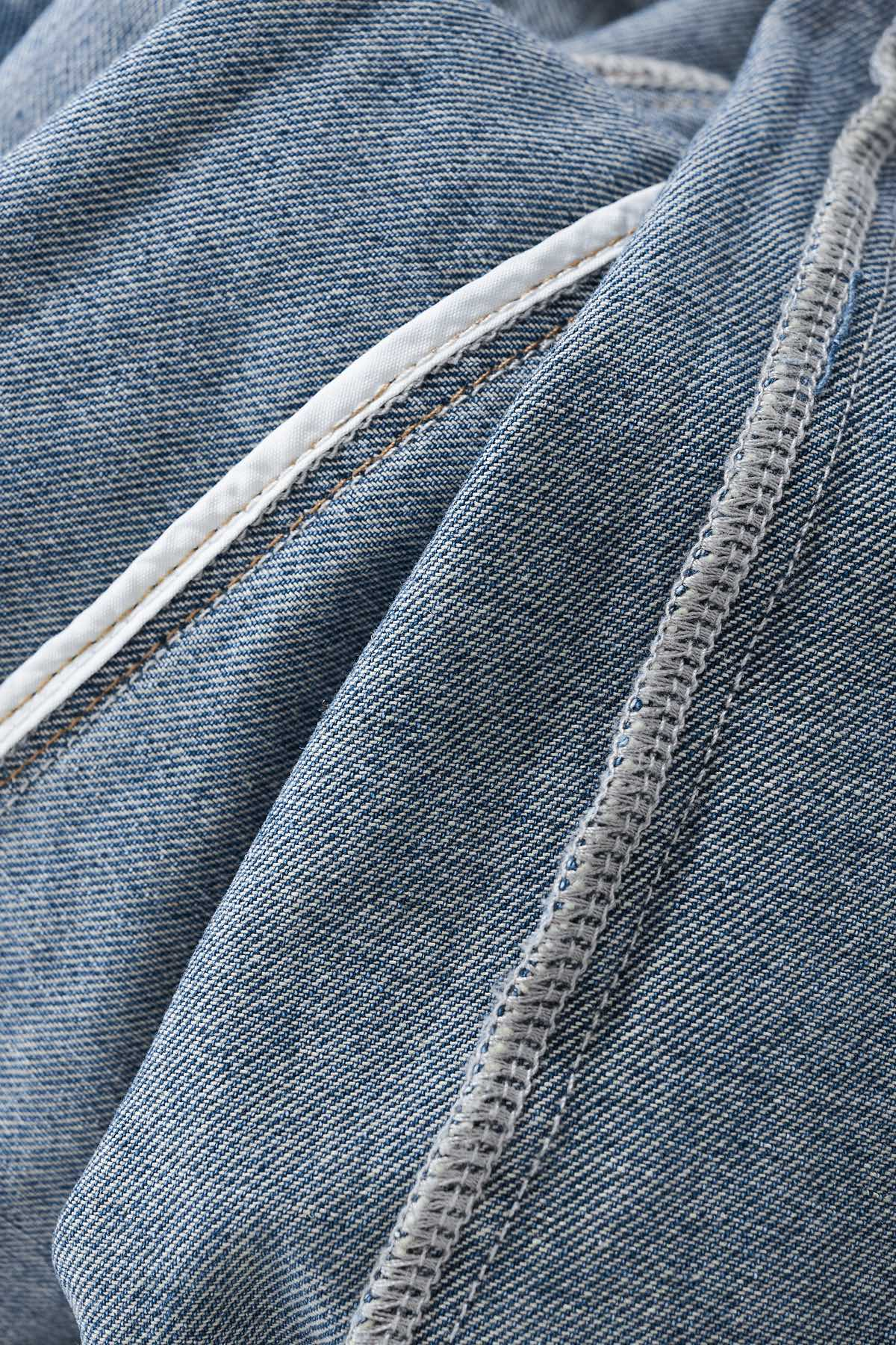 【BALENCIAGA   公式旗艦店】 バレンシアガ  ジーパン  ご好評に付き再入荷！ 241219