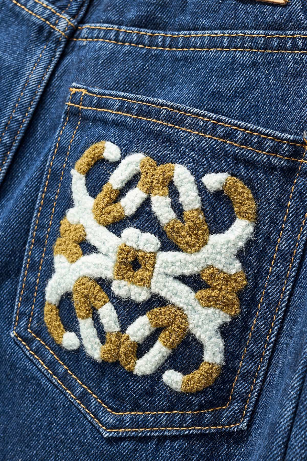 【LOEWE  公式旗艦店】 ロエベ  ジーパン  ご好評に付き再入荷！ 241219