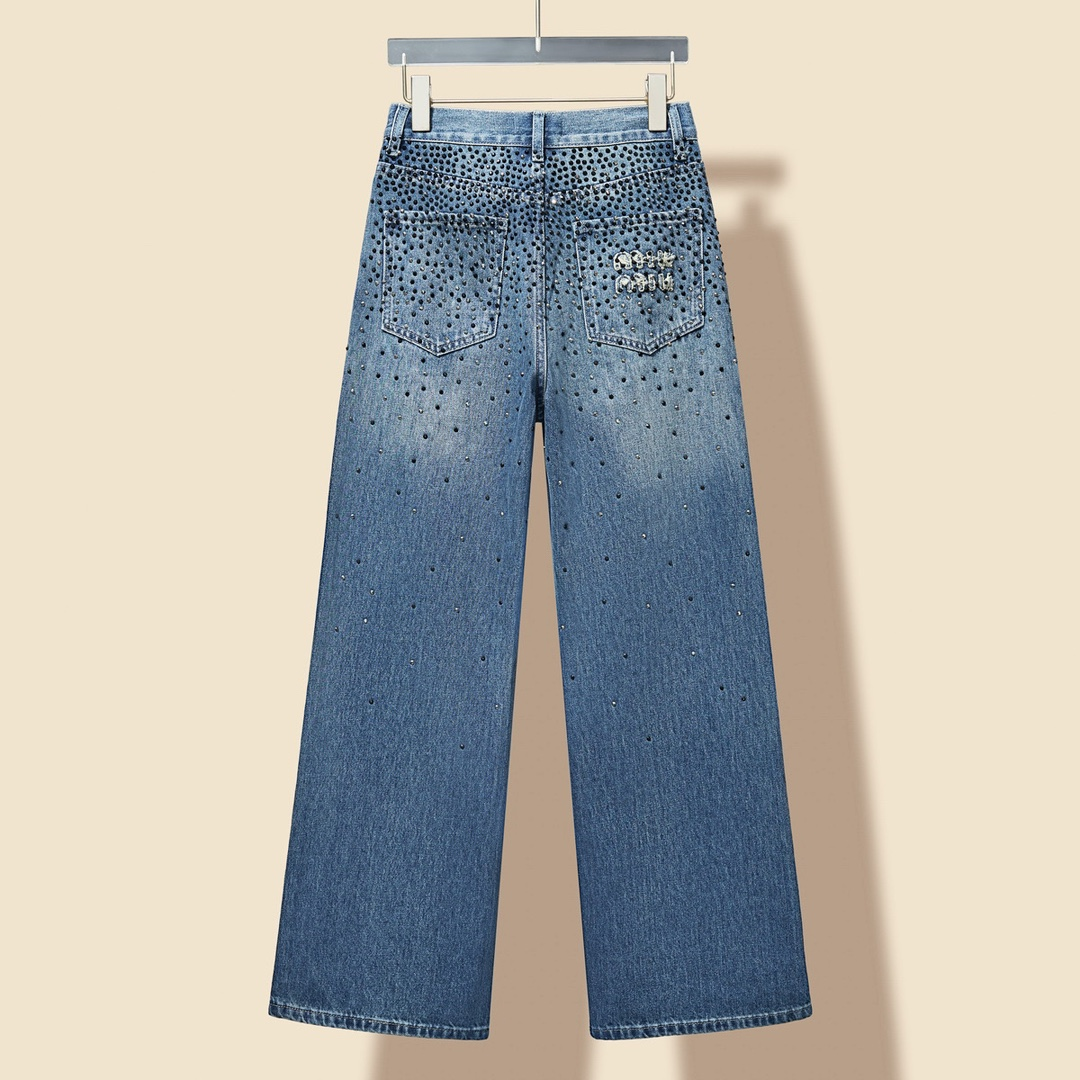 【Miumiu  公式旗艦店】ミュウミュウ  ジーパン  ご好評に付き再入荷！ 241218