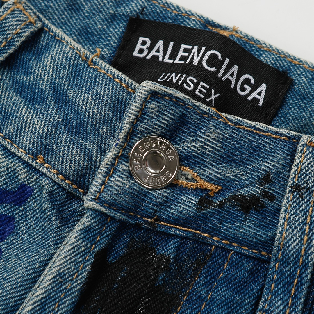 【BALENCIAGA  公式旗艦店】バレンシアガ   ジーパン  ご好評に付き再入荷！ 241219