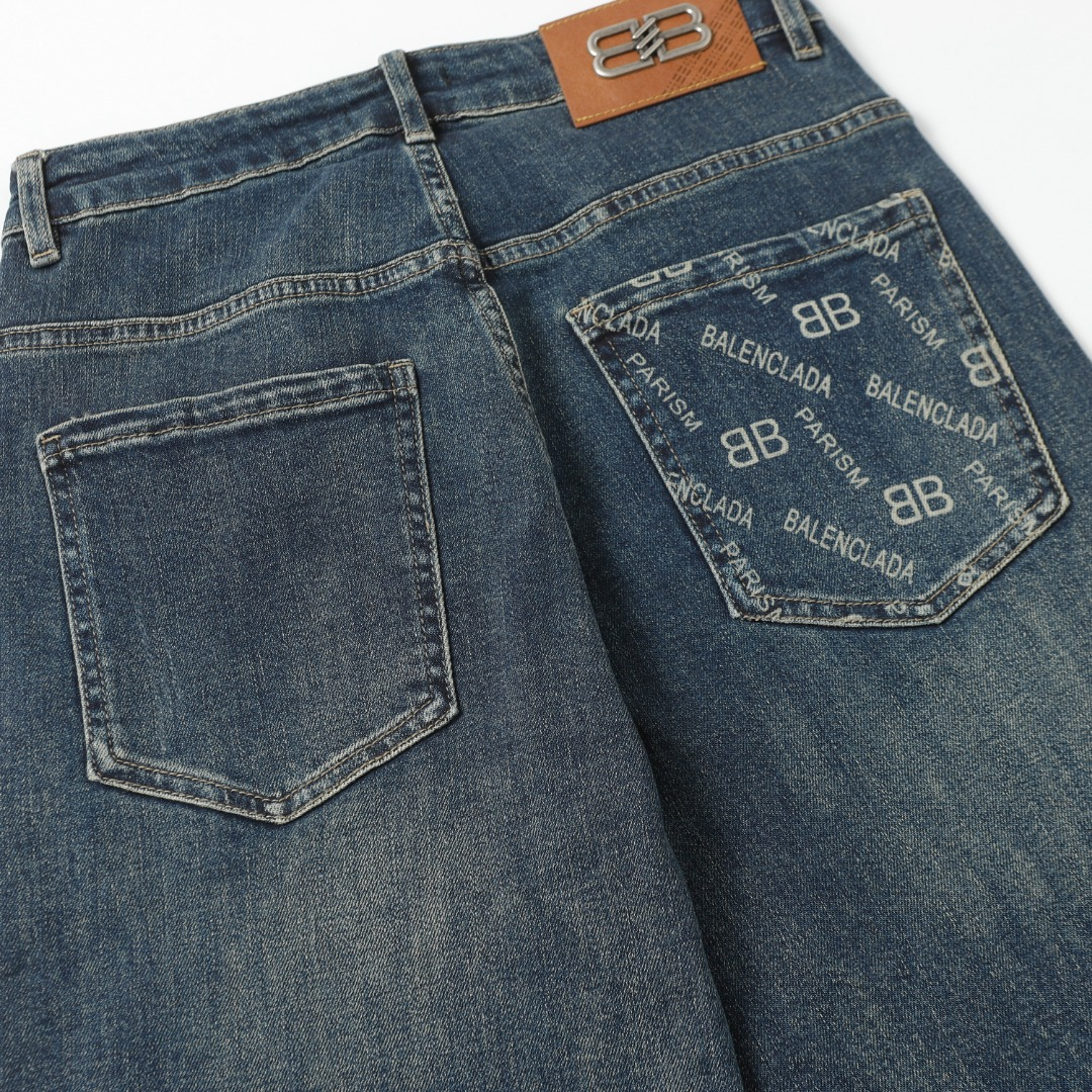 【BALENCIAGA   公式旗艦店】バレンシアガ  ジーパン  ご好評に付き再入荷！ 241219