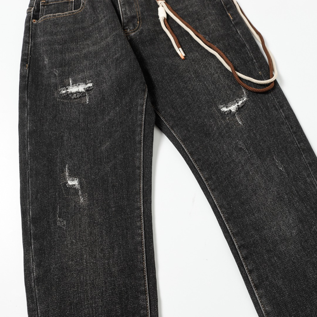 【Miumiu  公式旗艦店】ミュウミュウ  ジーパン  ご好評に付き再入荷！ 241218