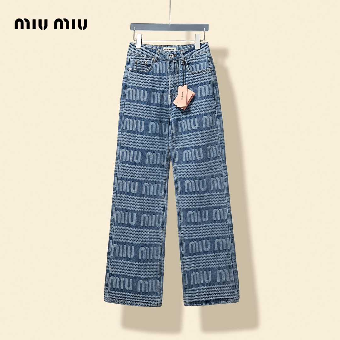 【Miumiu  公式旗艦店】ミュウミュウ  ジーパン  ご好評に付き再入荷！ 241218