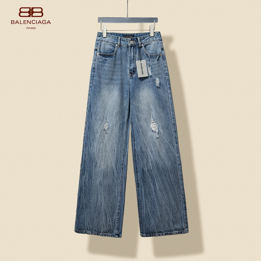 【BALENCIAGA   公式旗艦店】 バレンシアガ  ジーパン  ご好評に付き再入荷！ 241219