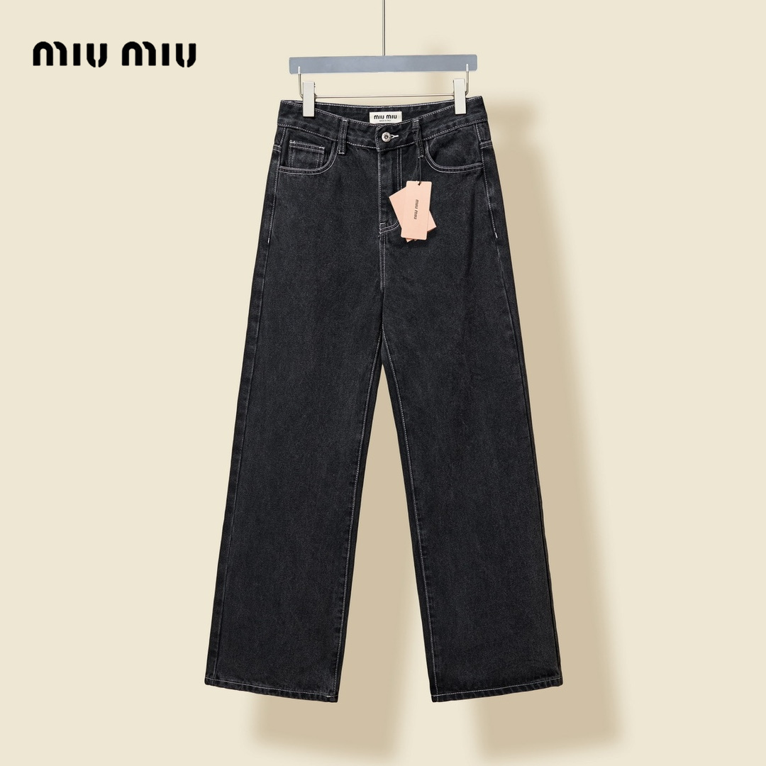 【Miumiu  公式旗艦店】ミュウミュウ  ジーパン  ご好評に付き再入荷！ 241218