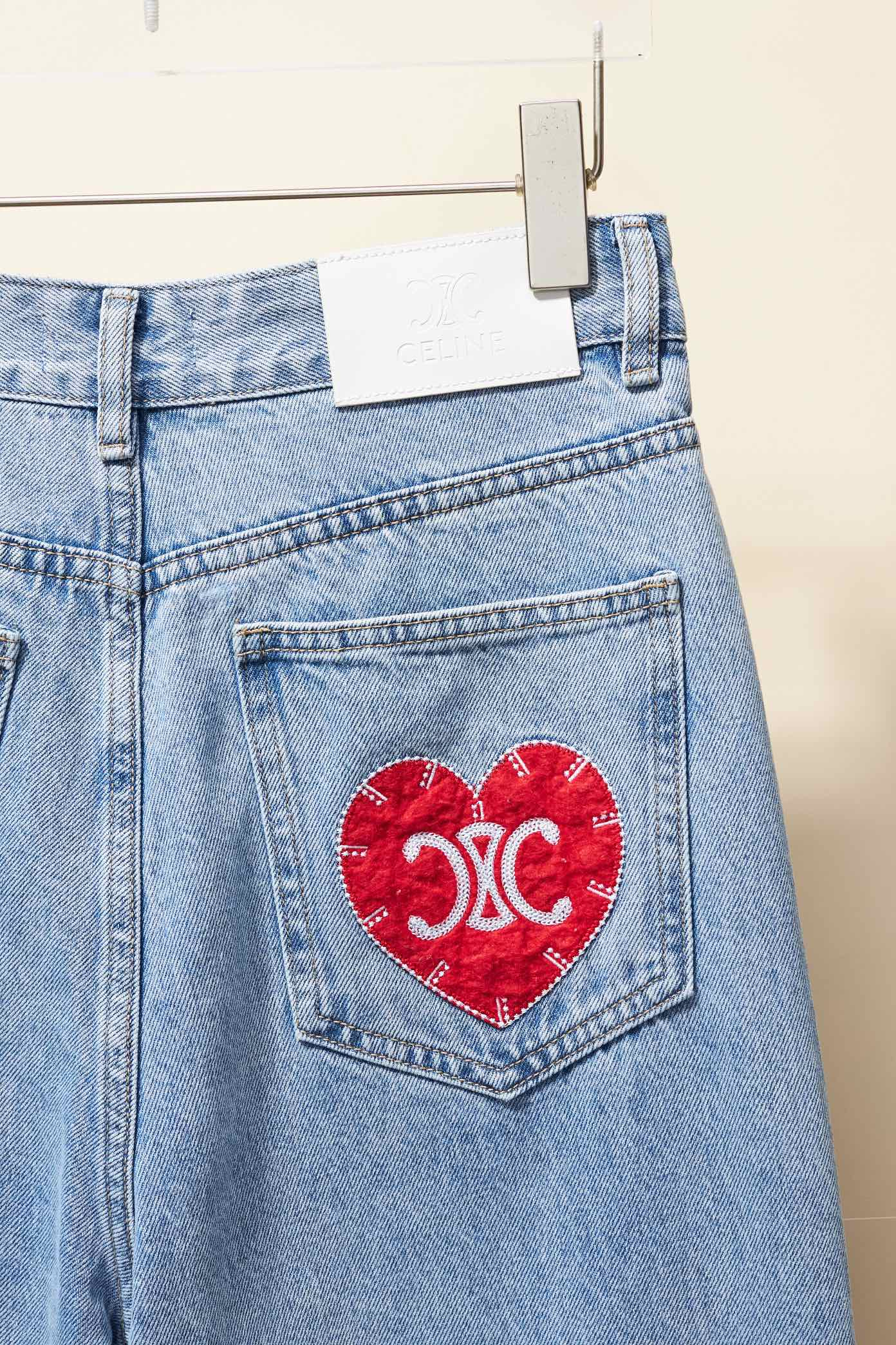 【CELINE  公式旗艦店】セリーヌ  ジーパン  ご好評に付き再入荷！ 241219