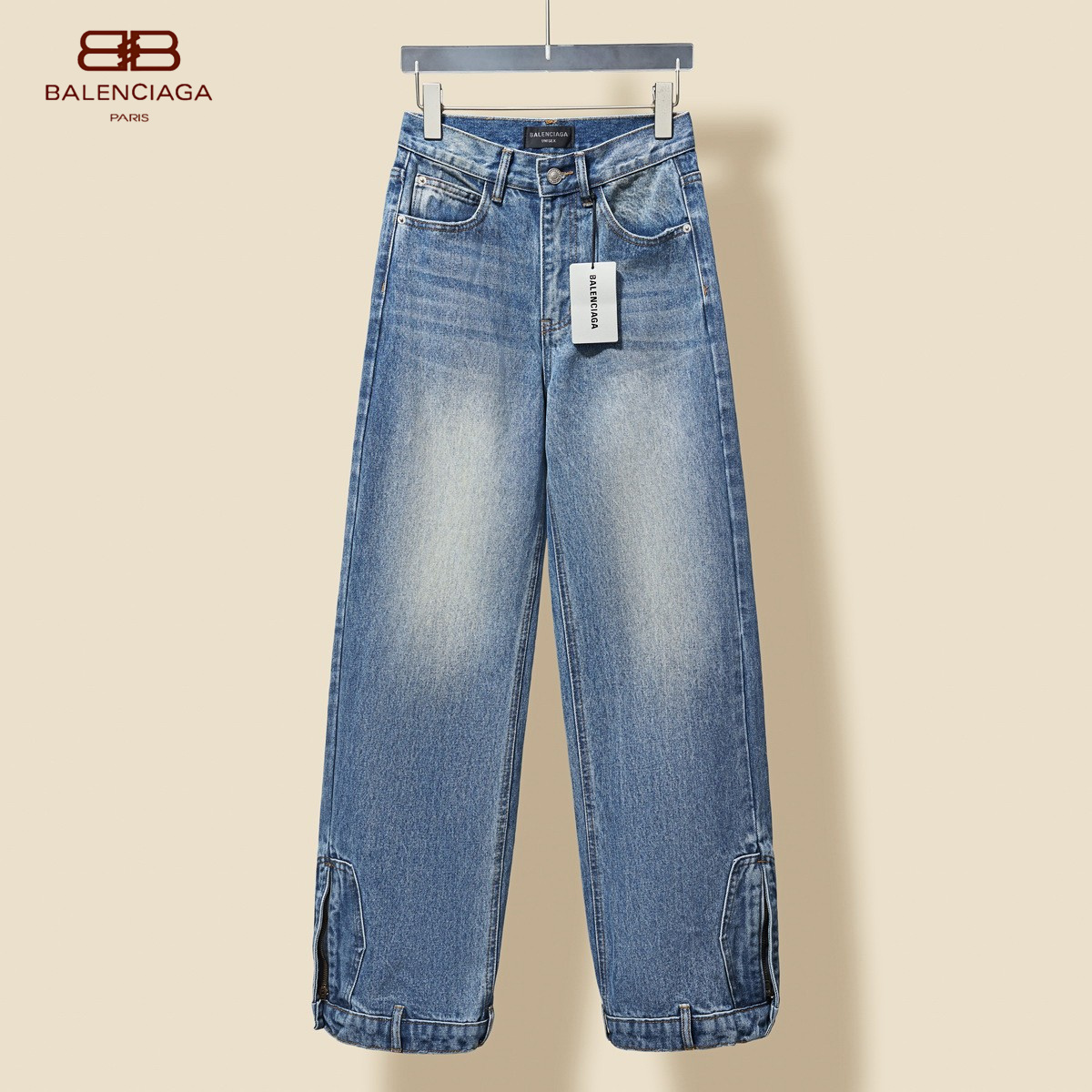 【BALENCIAGA   公式旗艦店】 バレンシアガ  ジーパン  ご好評に付き再入荷！ 241219