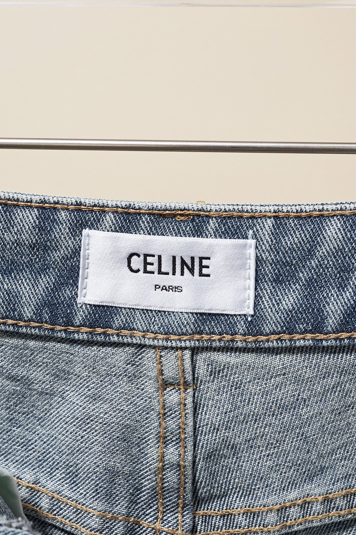 【CELINE  公式旗艦店】セリーヌ  ジーパン  ご好評に付き再入荷！ 241219