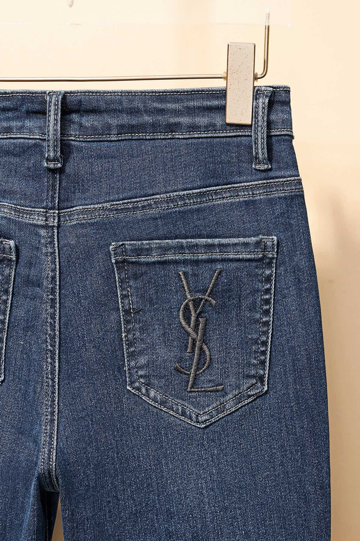 【YSL SAINT LAURENT  公式旗艦店】サンローラン ジーパン  ご好評に付き再入荷！ 241220