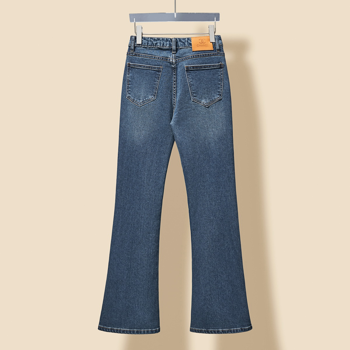 【CHANEL  公式旗艦店】シャネル    ジーパン  ご好評に付き再入荷！ 241220