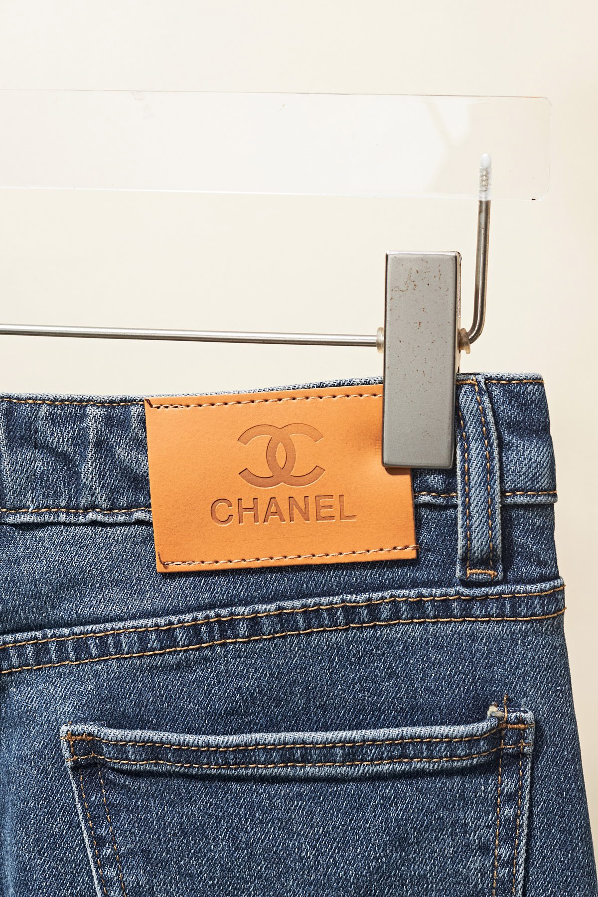 【CHANEL  公式旗艦店】シャネル    ジーパン  ご好評に付き再入荷！ 241220