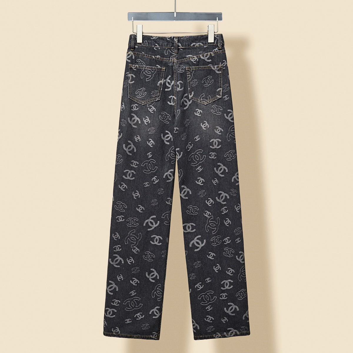 【CHANEL  公式旗艦店】シャネル    ジーパン  ご好評に付き再入荷！ 241220