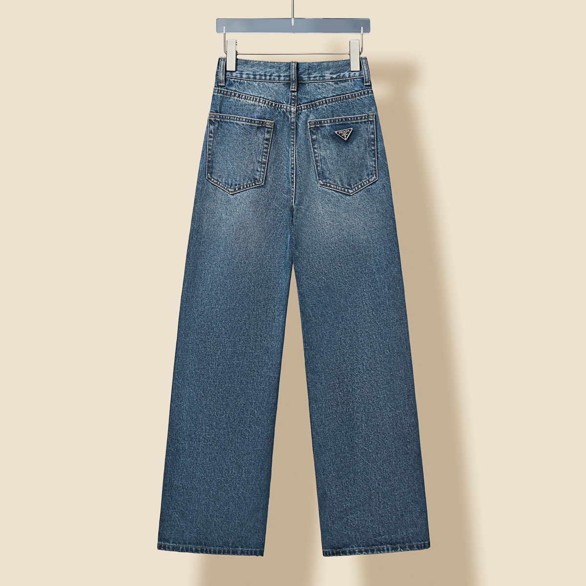 【PRADA  公式旗艦店】プラダ  ジーパン ご好評に付き再入荷！ 241220