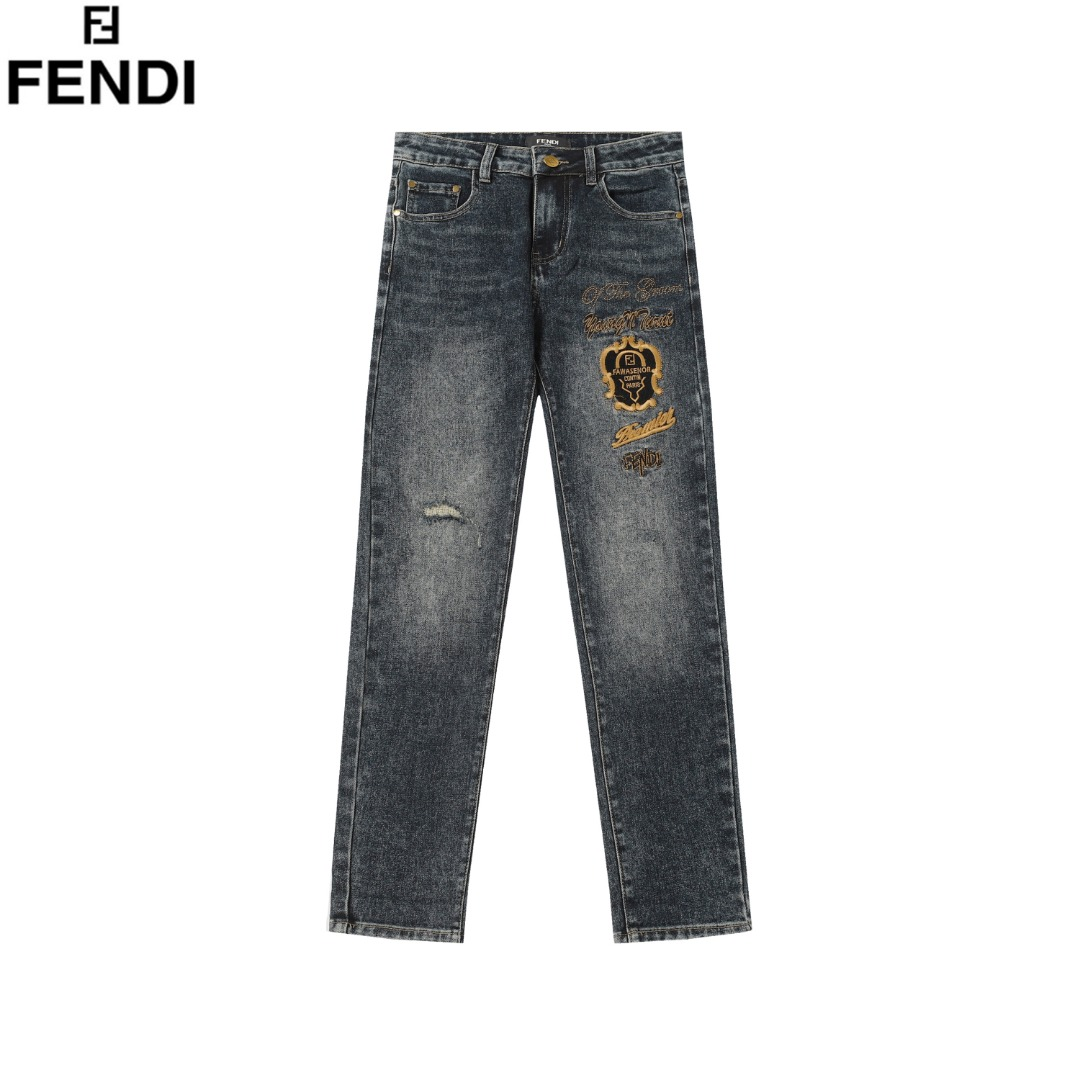 【FENDI 公式旗艦店】フェンディ  ジーパン  ご好評に付き再入荷！ 241220