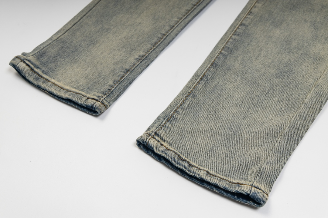 【FENDI 公式旗艦店】フェンディ  ジーパン  ご好評に付き再入荷！ 241220